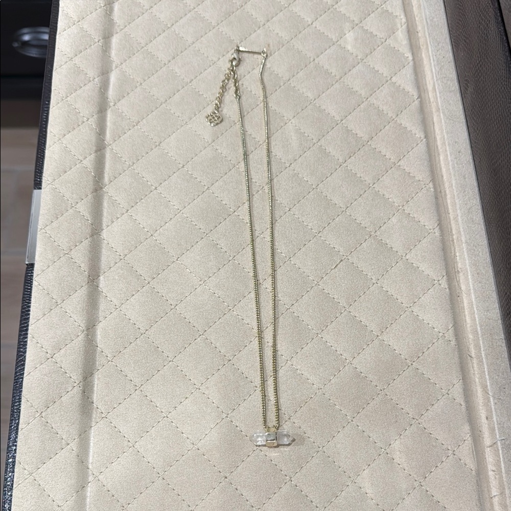 Kendra Scott Gold and White Necklace